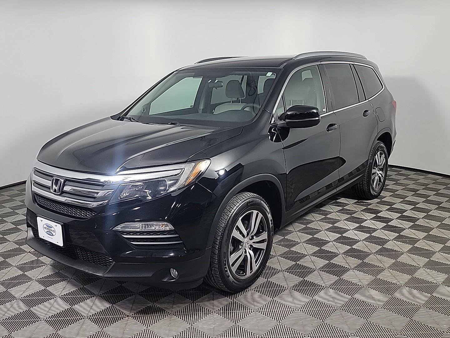 Certified 2017 Honda Pilot EX image 12