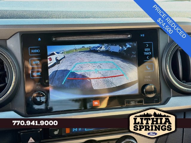 Used 2016 Toyota Tacoma Limited w/ Towing Package RWD image 31