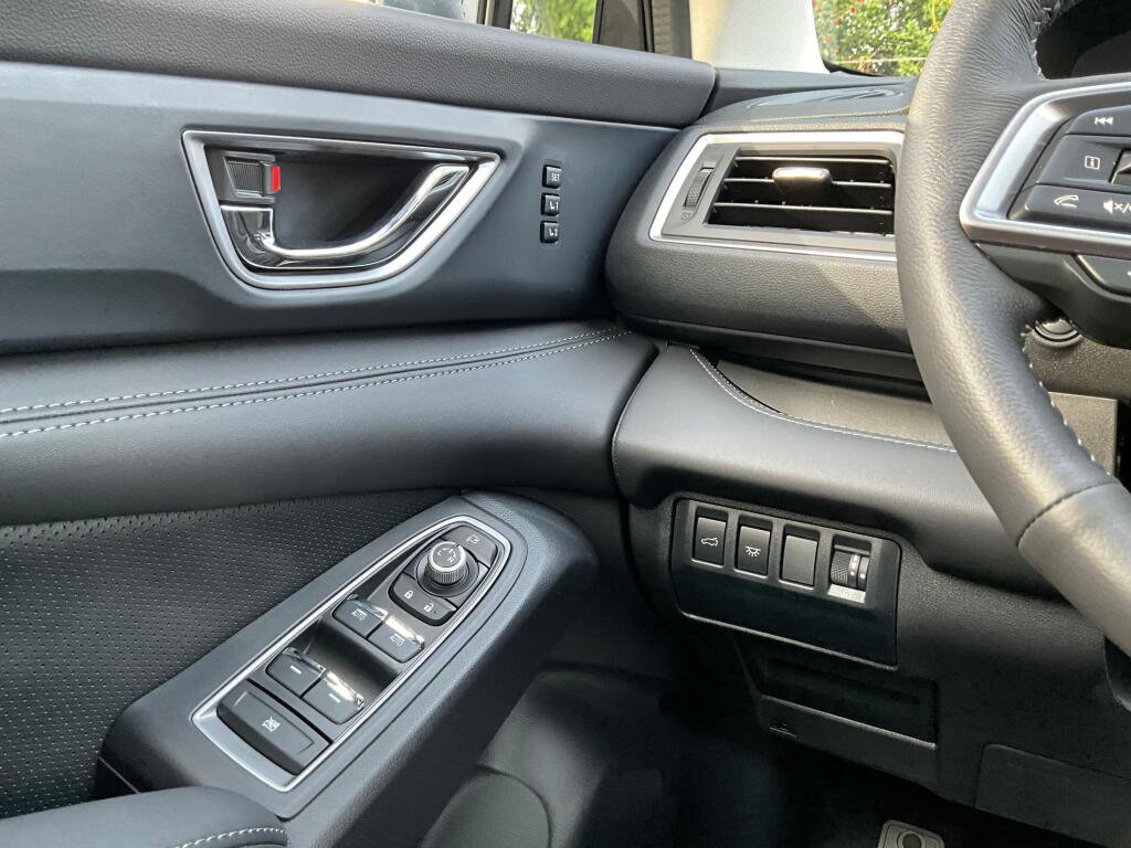 New 2026 Subaru Ascent Limited image 27