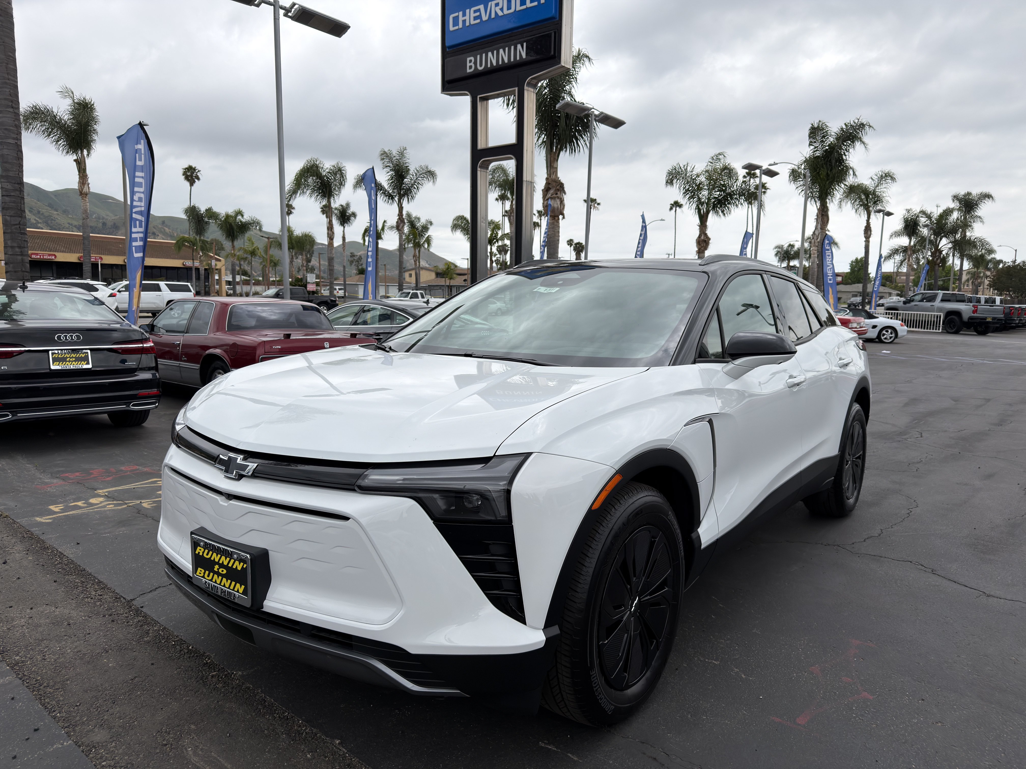 New 2026 Chevrolet Blazer EV LT w/ Midnight/Sport Edition FWD image 4