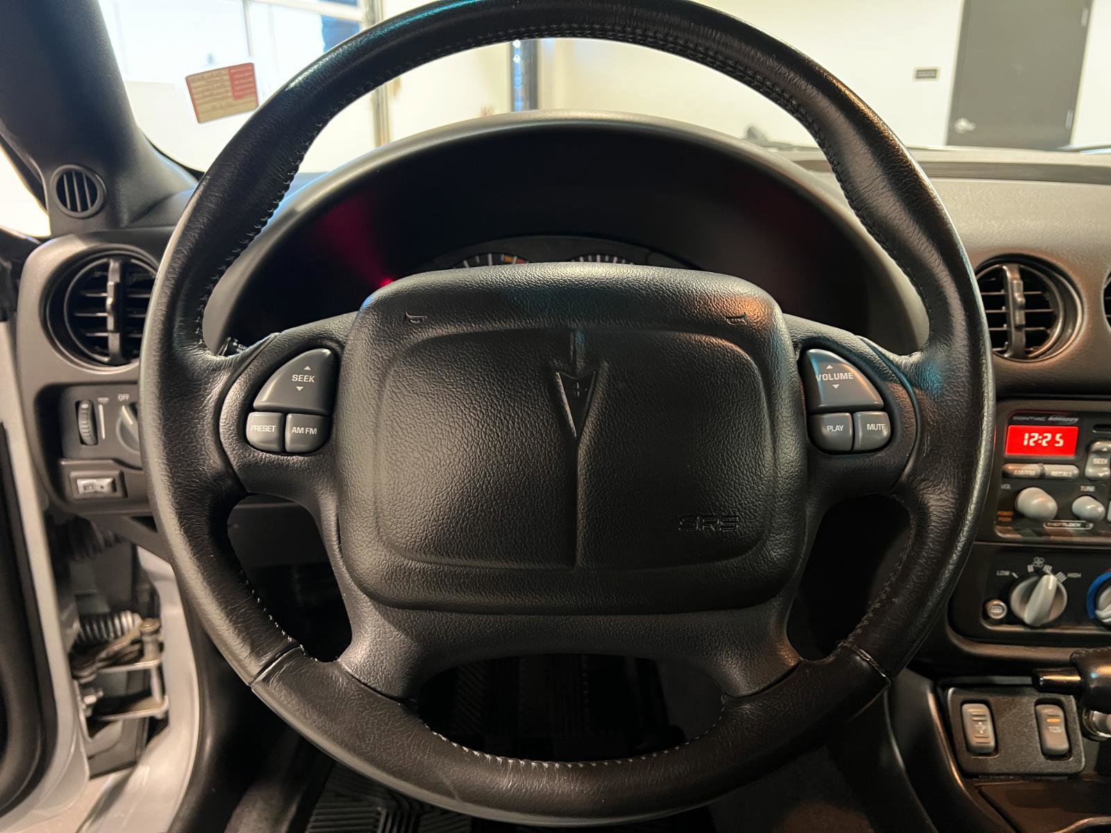 Used 2000 Pontiac Firebird Trans Am image 11