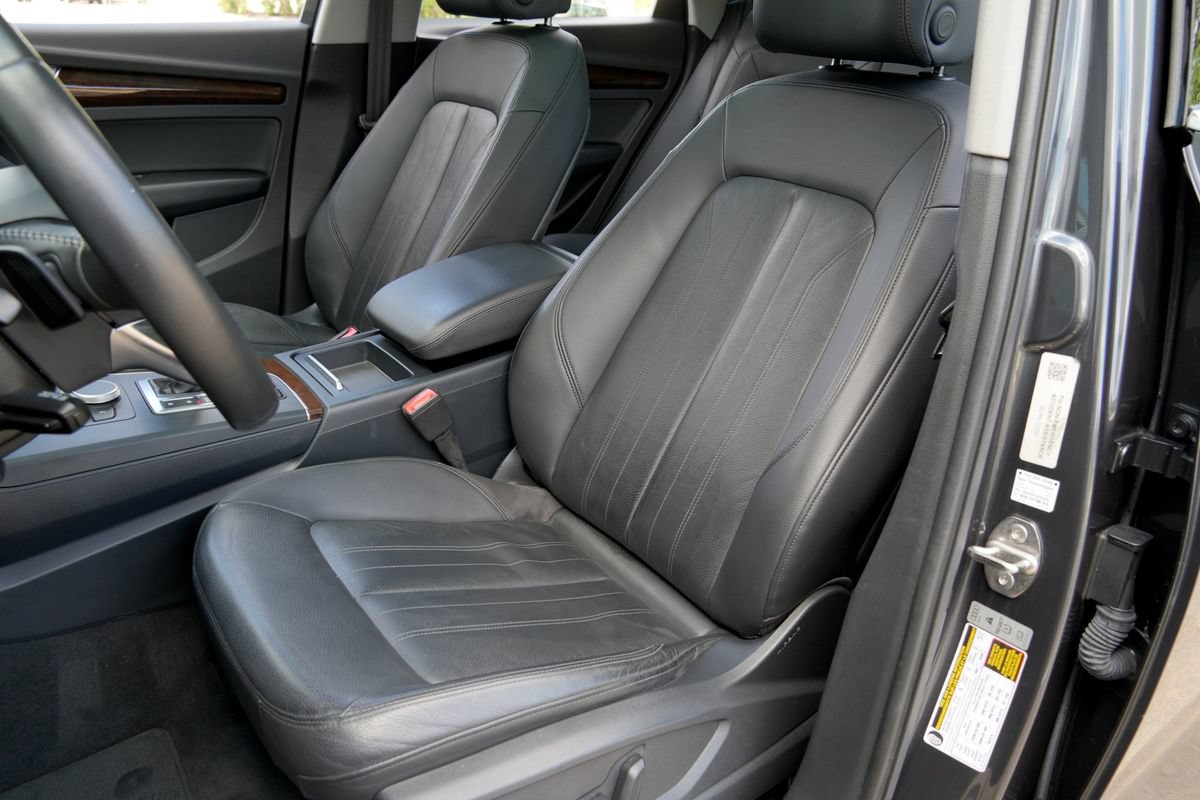 Used 2019 Audi Q5 2.0T Premium w/ Convenience Package AWD/4WD image 6