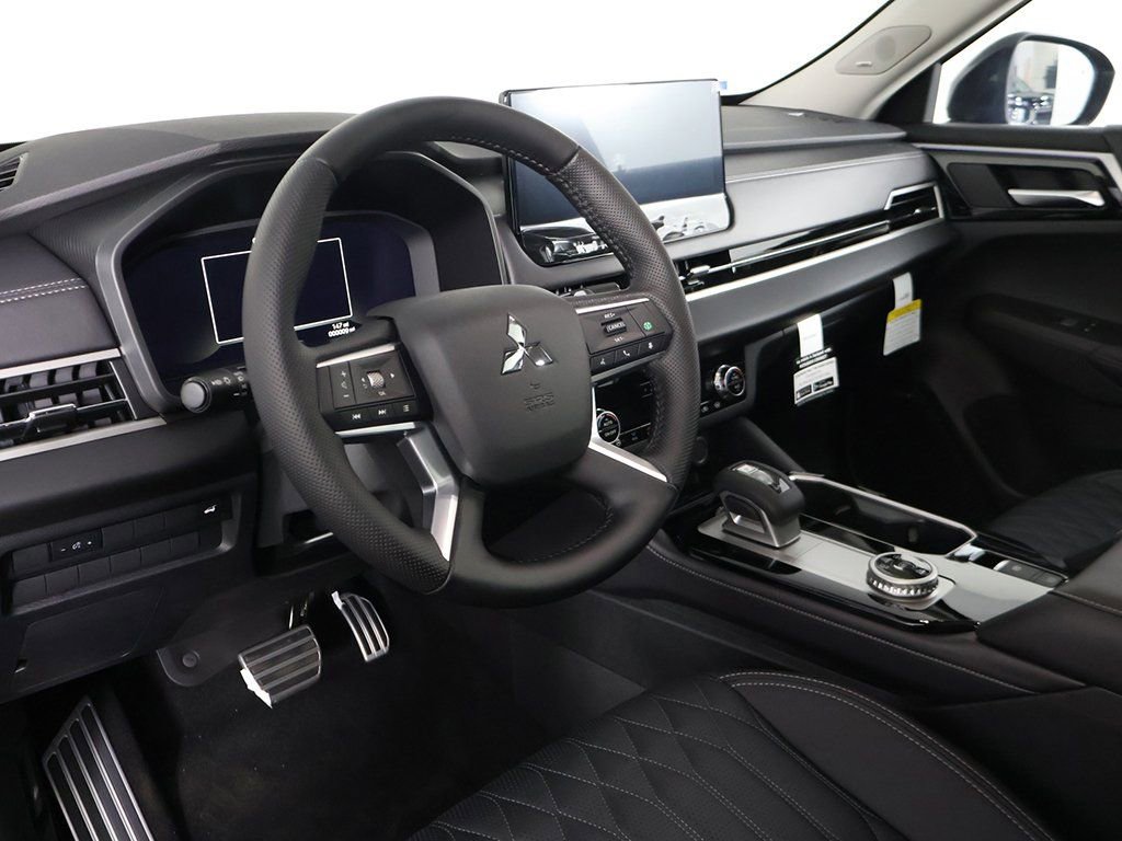 New 2025 Mitsubishi Outlander SEL AWD/4WD image 31