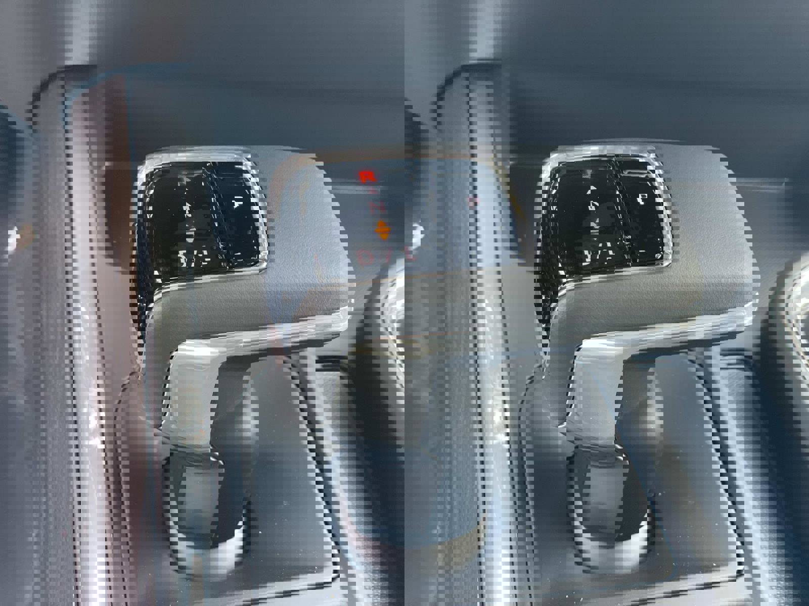 New 2026 GMC Sierra 1500 SLT w/ SLT Premium Package image 18