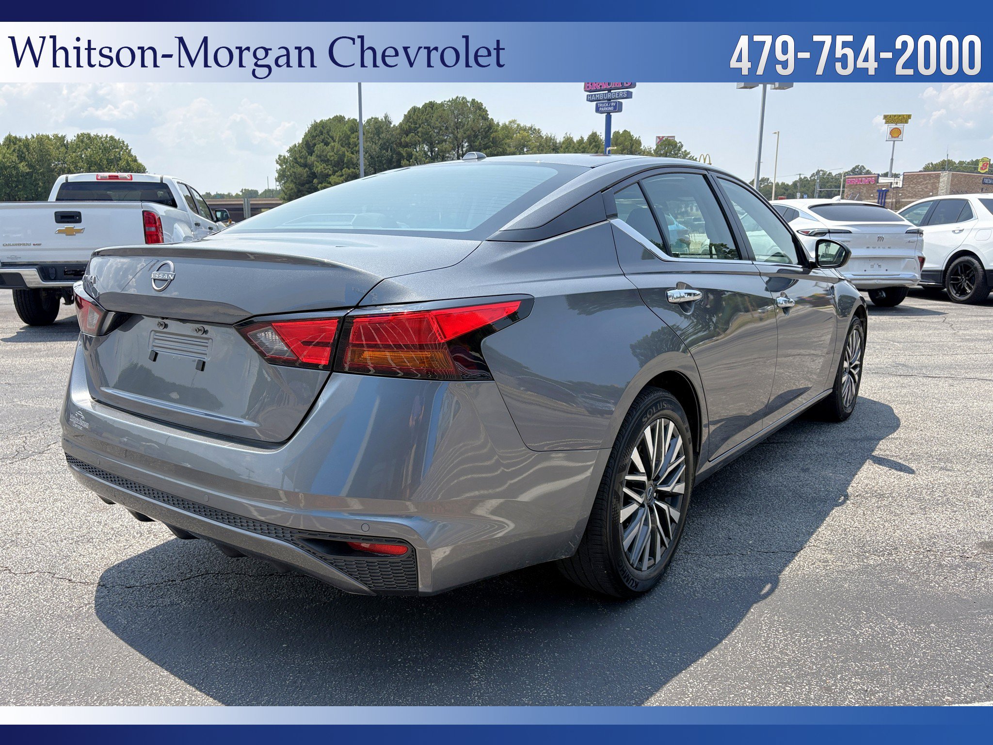 Used 2025 Nissan Altima 2.5 SV FWD image 5