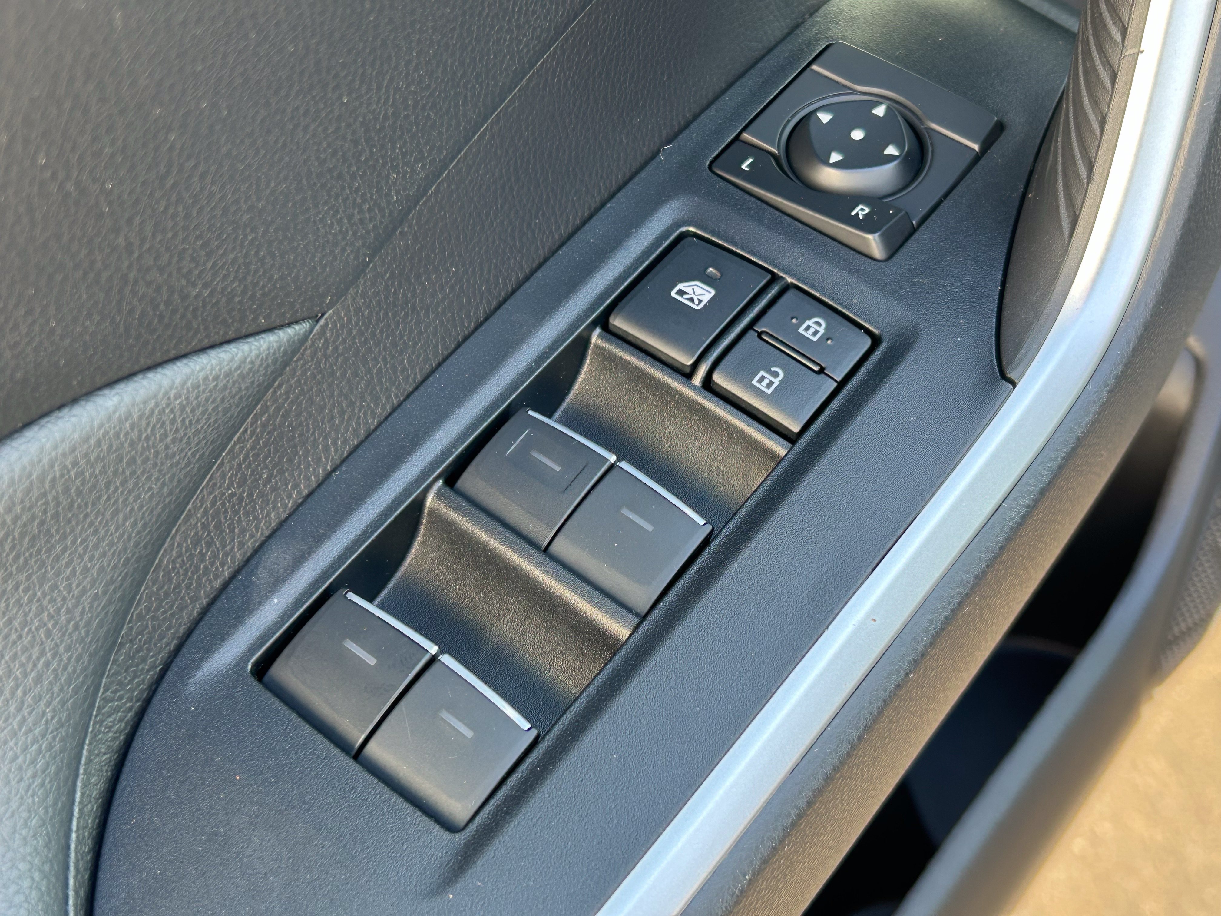 Certified 2025 Toyota RAV4 XLE AWD/4WD image 16