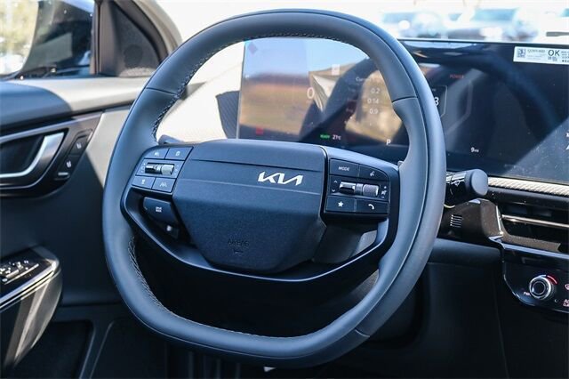 New 2025 Kia EV6 Wind RWD image 15
