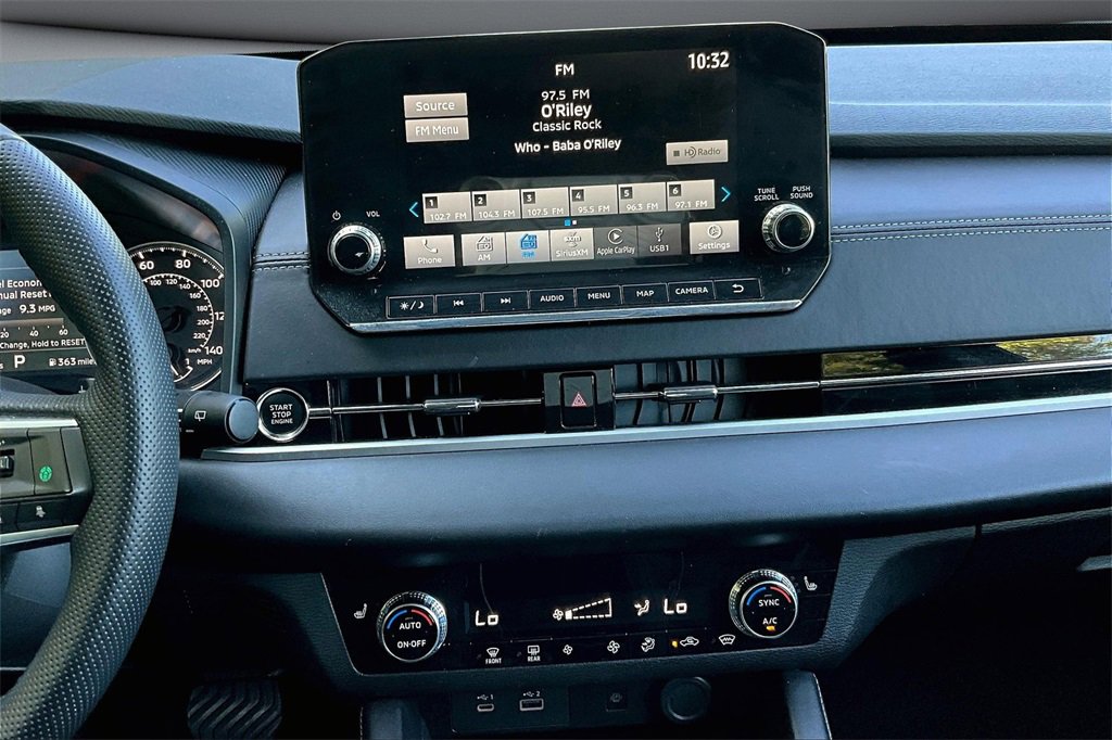 Used 2024 Mitsubishi Outlander SE image 9