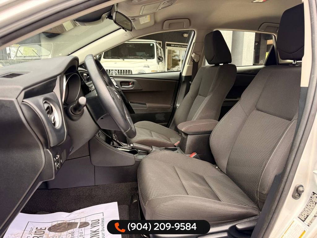 Used 2018 Toyota Corolla iM w/ Carpet Mat Package (TMS) image 21