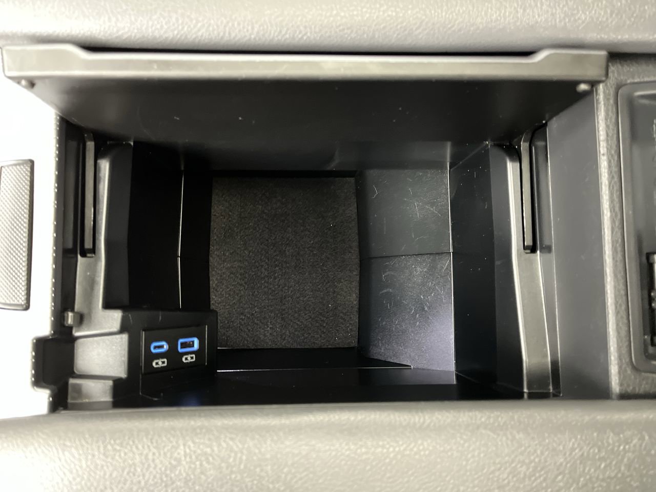 Used 2021 Toyota Sienna XSE w/ XSE Plus Package AWD/4WD image 28