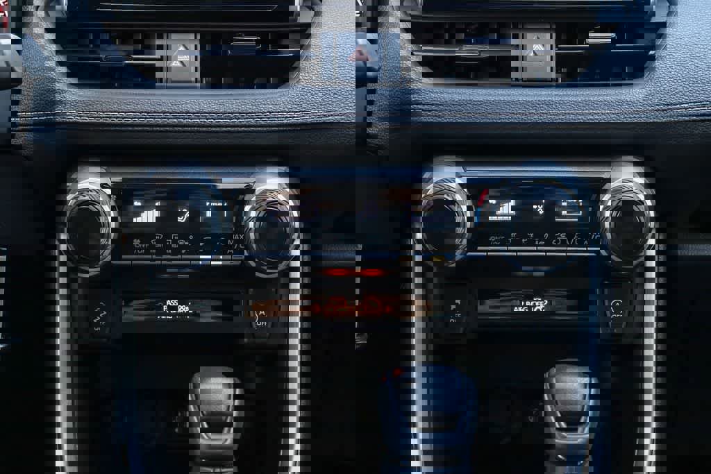 Used 2024 Toyota RAV4 LE image 13