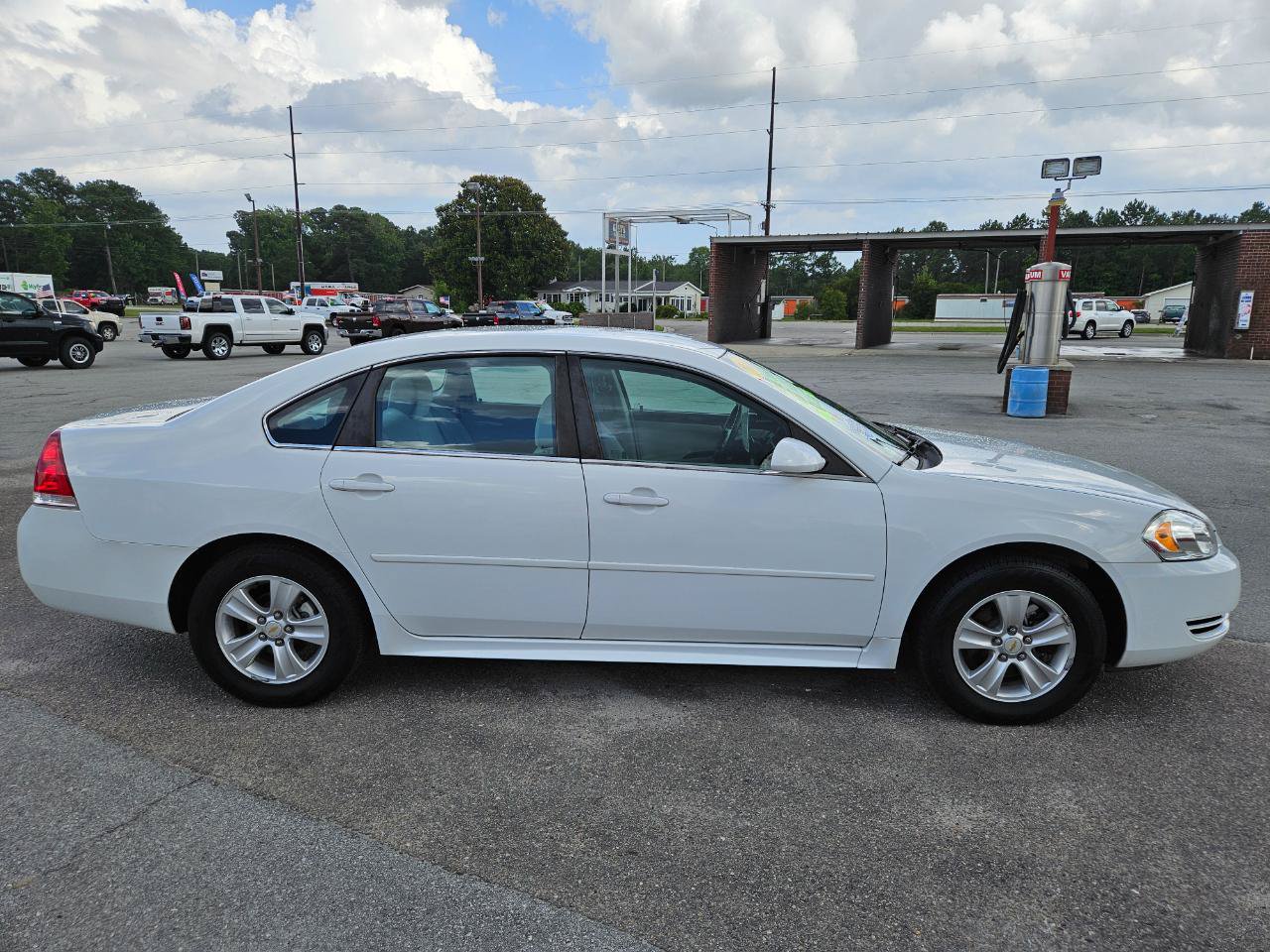Used 2016 Chevrolet Impala Limited LS FWD image 7