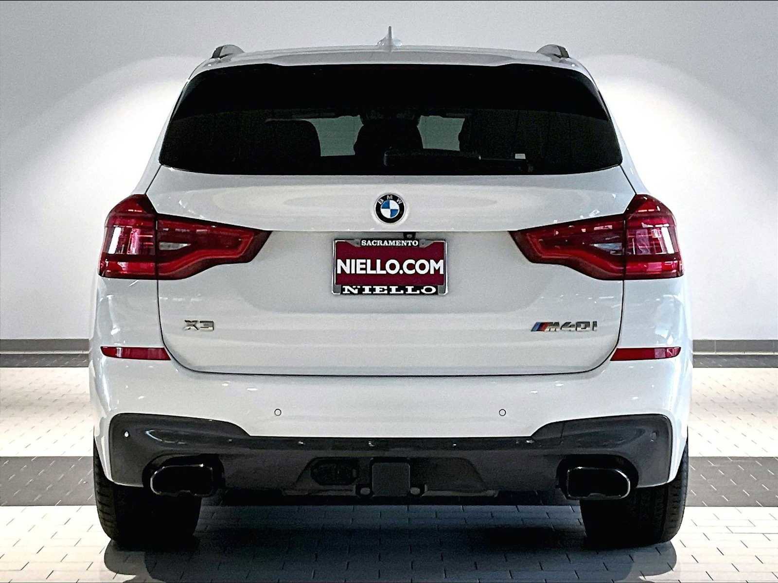 Used 2019 BMW X3 M40i w/ Premium Package image 9