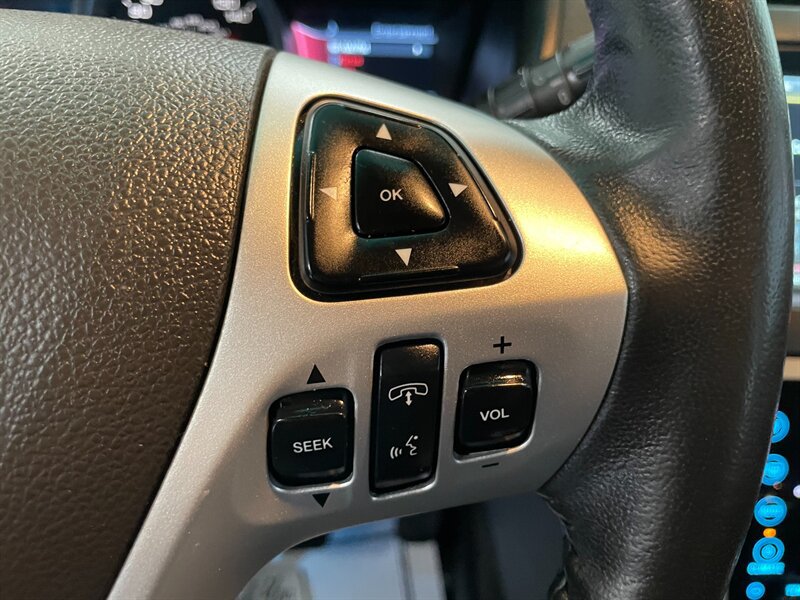 Used 2011 Ford Explorer Limited w/ Technology Pkg AWD/4WD image 12