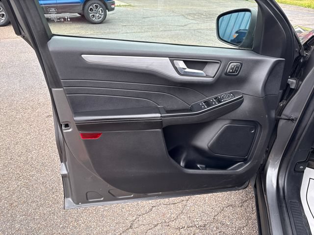 Used 2025 Ford Escape Platinum AWD/4WD image 7
