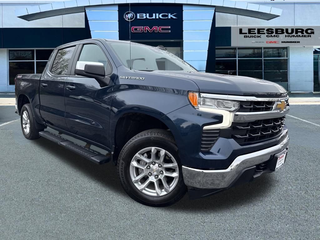 Used 2022 Chevrolet Silverado 1500 LT AWD/4WD image 1