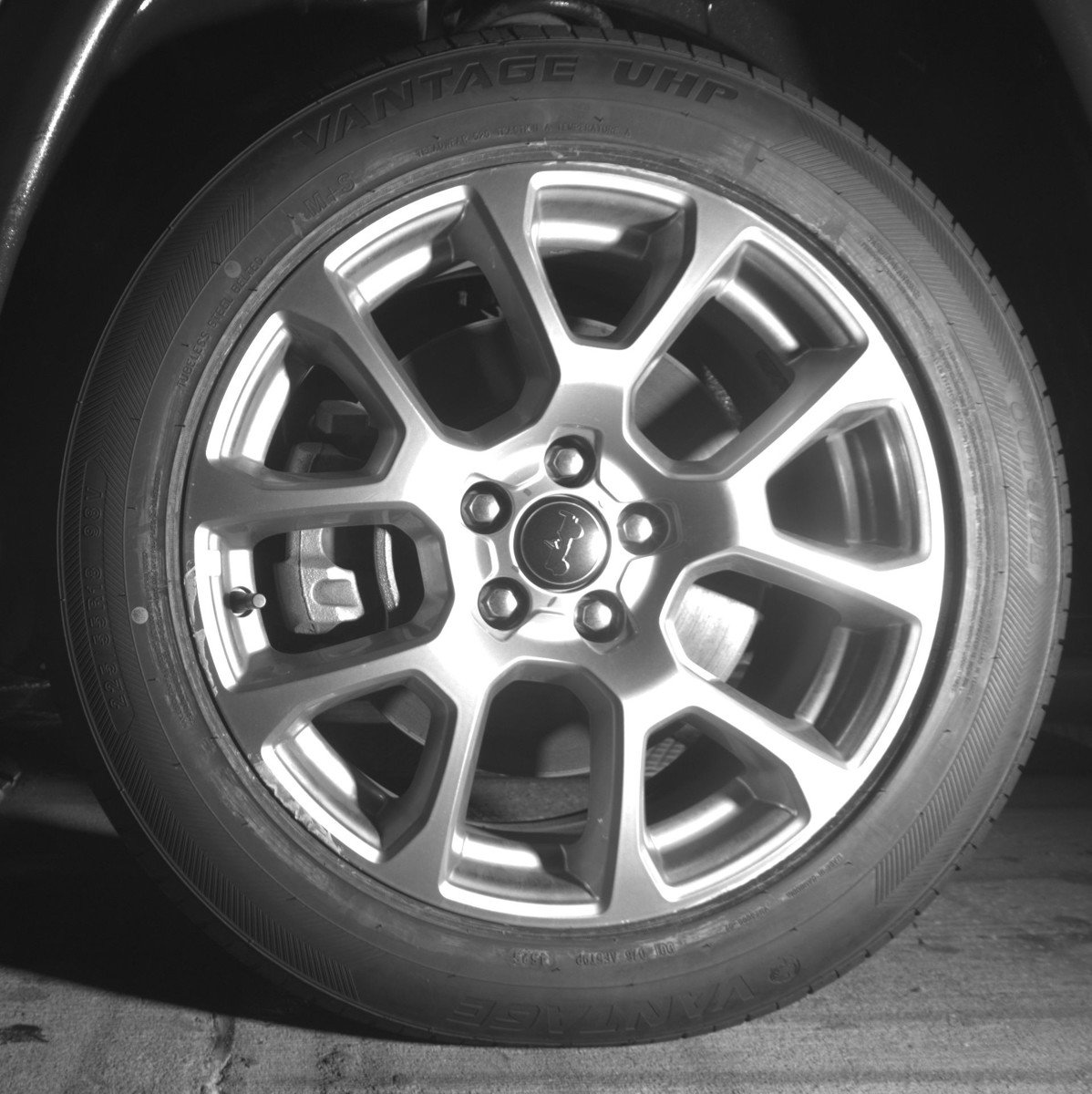 Used 2025 Jeep Compass Limited image 12