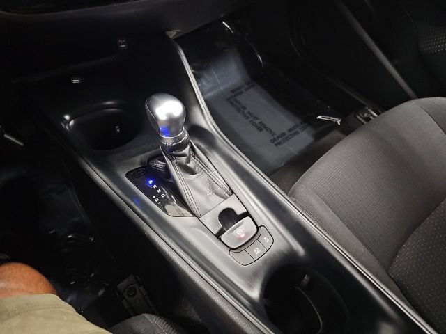Used 2018 Toyota C-HR XLE FWD image 21