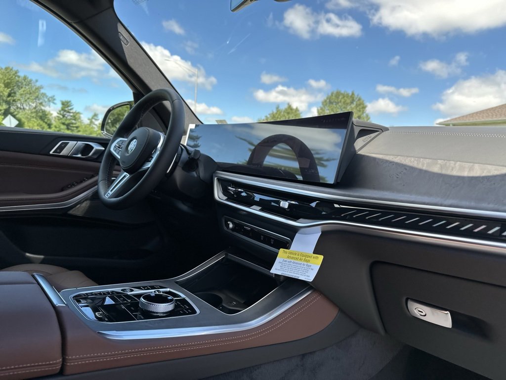New 2026 BMW X5 M60i image 28