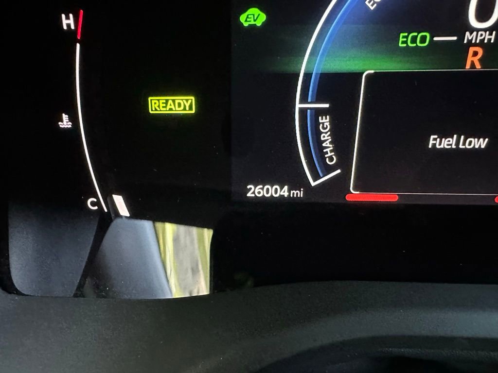 Used 2025 Toyota Camry Hybrid FWD image 11