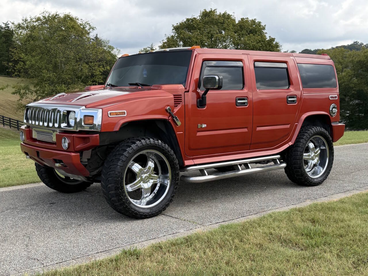 Used 2004 HUMMER H2 w/ Preferred Equipment Group AWD/4WD image 40