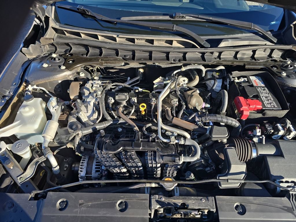 Used 2024 Nissan Altima 2.5 SV image 21