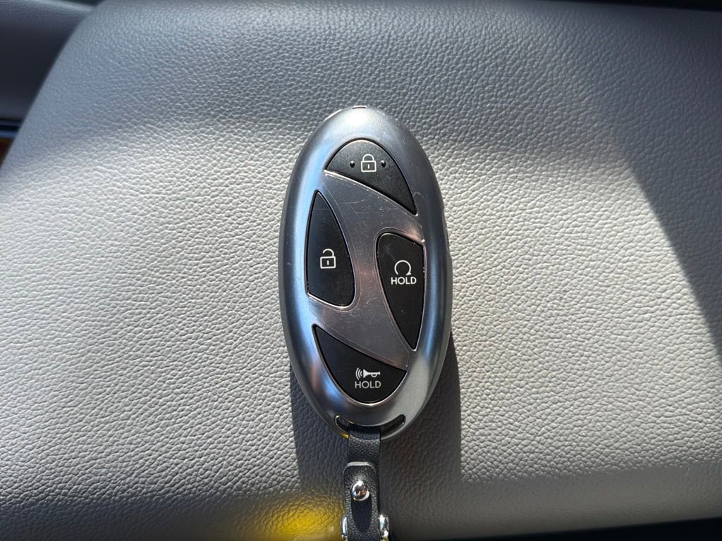 Used 2025 Hyundai Elantra SEL image 27