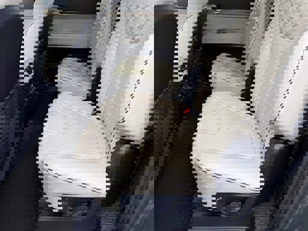 Used 2021 Hyundai Palisade Limited image 11