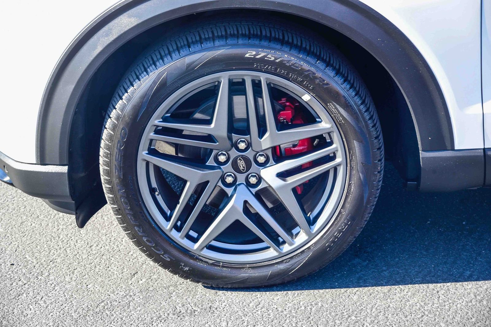 Used 2025 Ford Explorer ST w/ Sun And Sound Package image 9