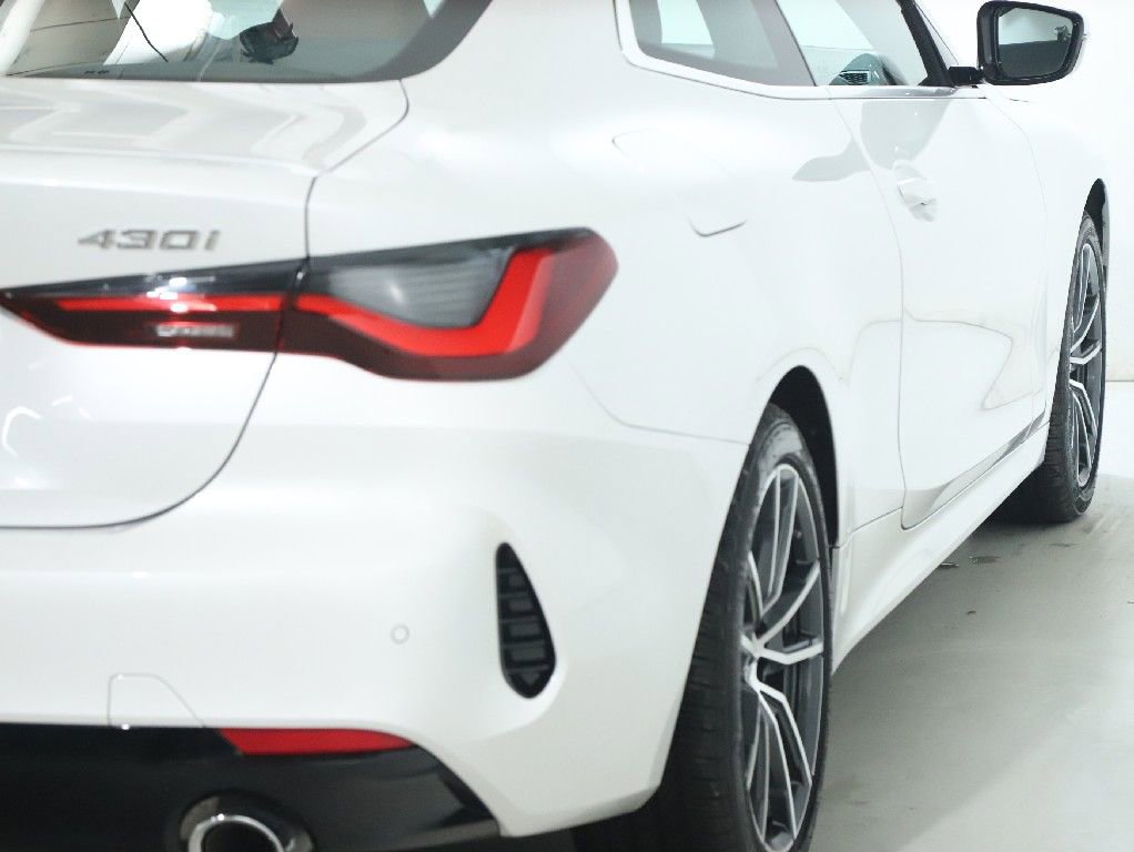 Certified 2026 BMW 430i xDrive Coupe w/ Driving Assistance Package image 45