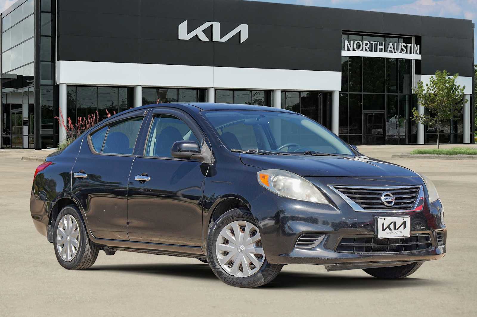 Used 2014 Nissan Versa SV