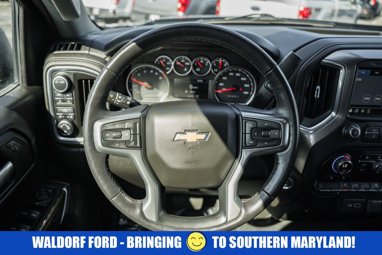 Used 2022 Chevrolet Silverado 1500 LT image 35