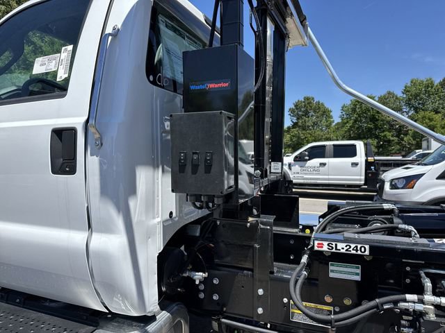 New 2026 Ford F750 2WD Regular Cab Super Duty image 17