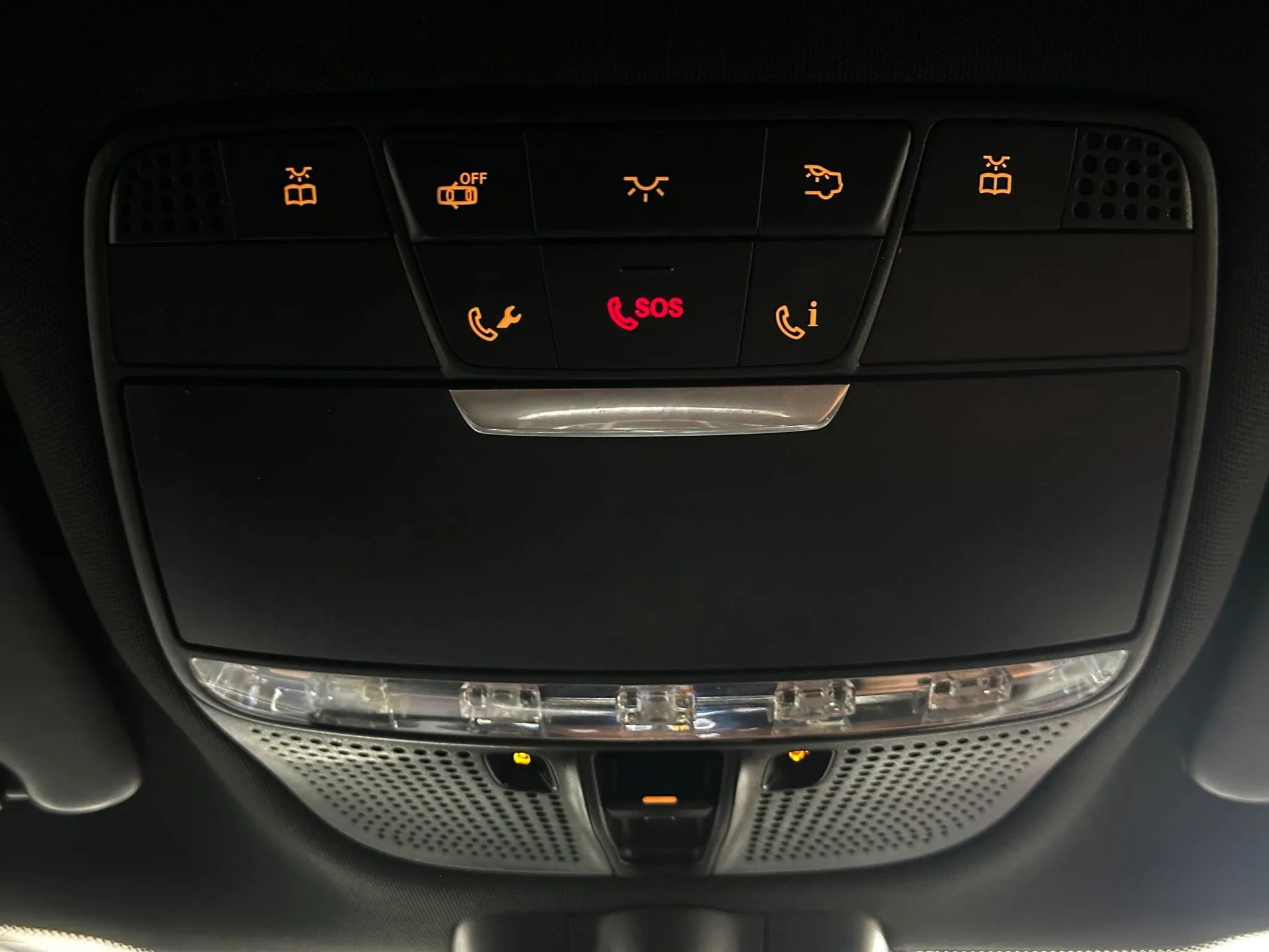 Used 2019 Mercedes-Benz GLC 300 4MATIC Coupe image 46