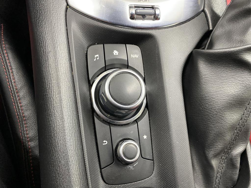 Used 2020 FIAT 124 Spider Abarth w/ Convenience Group image 26