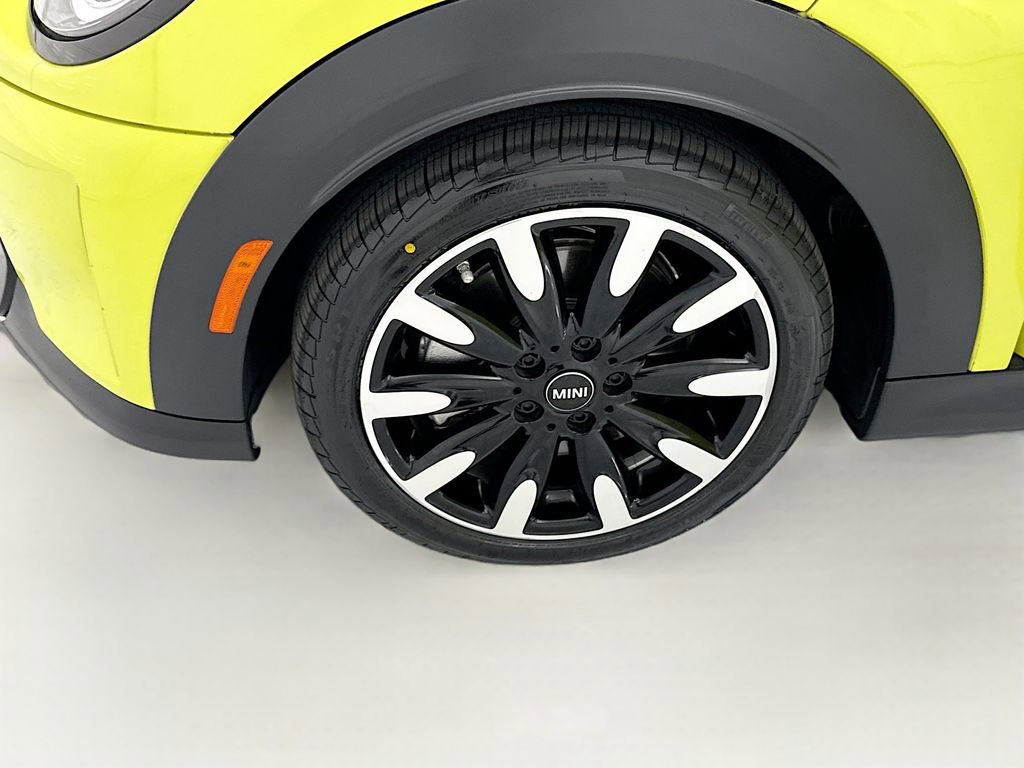 Certified 2024 MINI Cooper S image 30