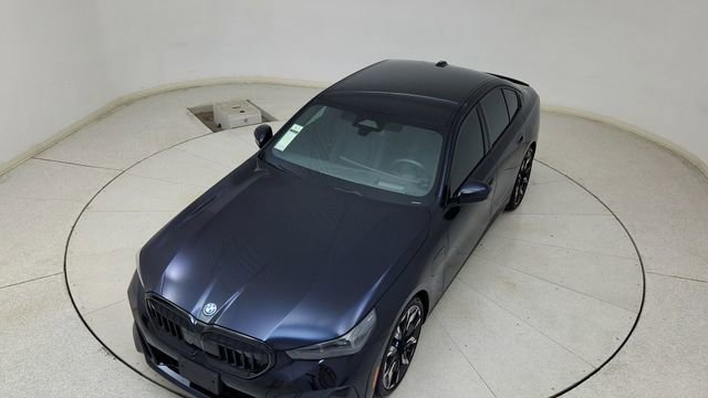 Used 2026 BMW 550e xDrive image 80