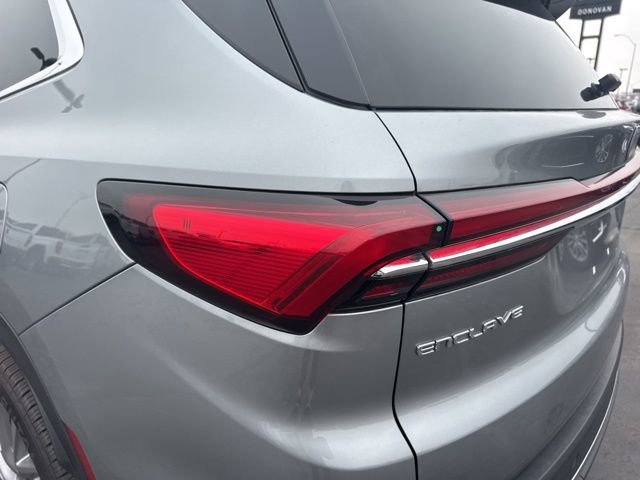 Used 2025 Buick Enclave Preferred image 23
