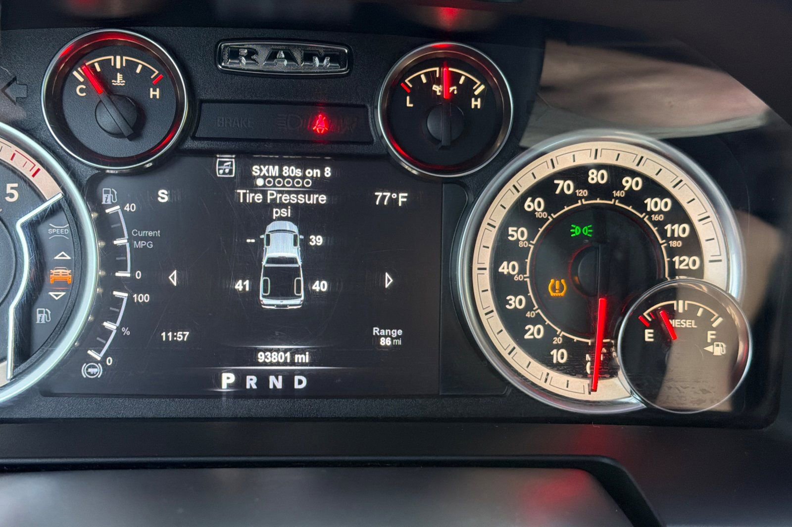 Used 2018 RAM 1500 Laramie w/ Convenience Group AWD/4WD image 24