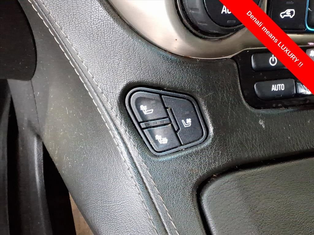 Used 2018 GMC Yukon Denali image 25