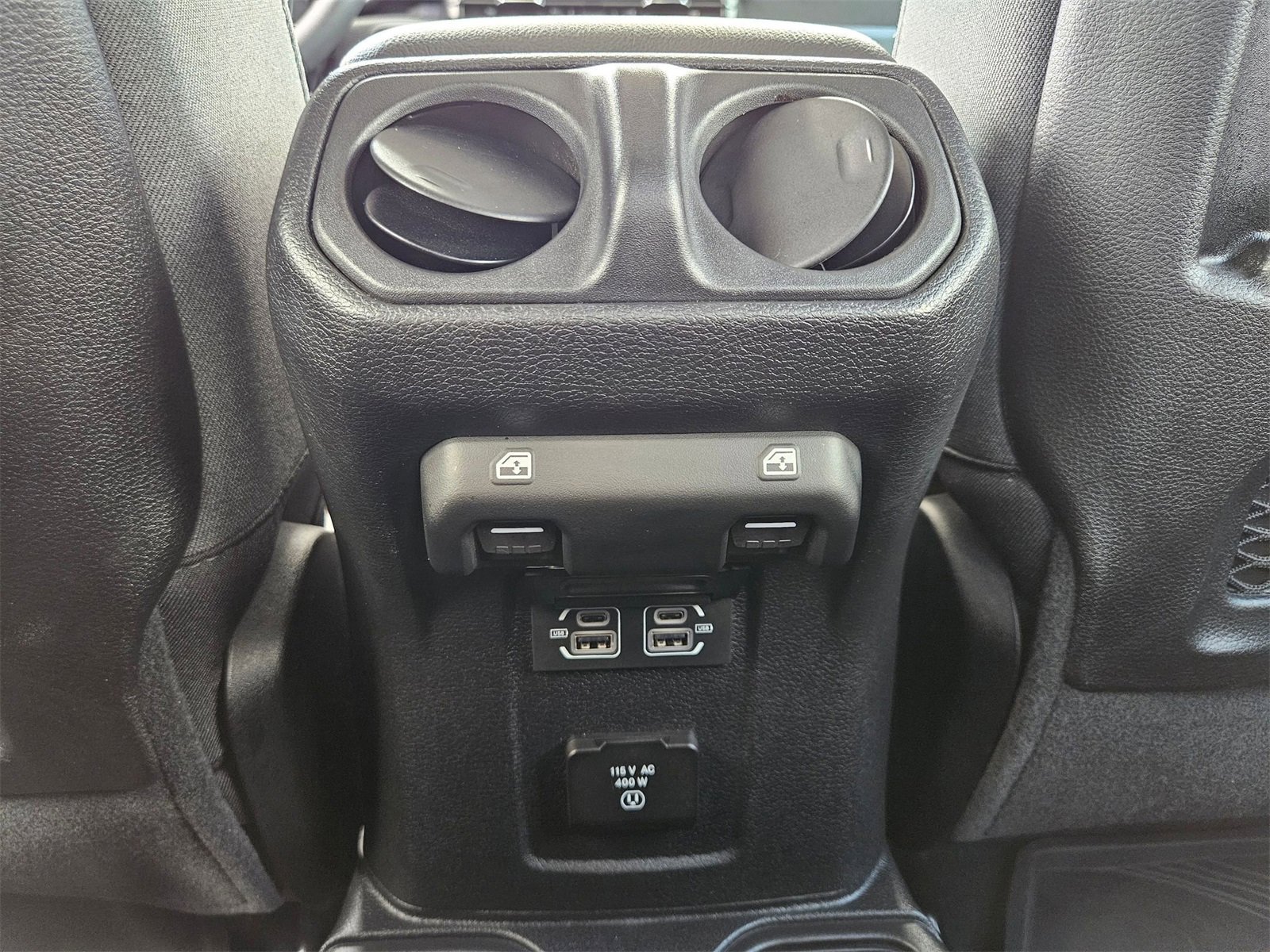 Used 2024 Jeep Gladiator Rubicon image 21