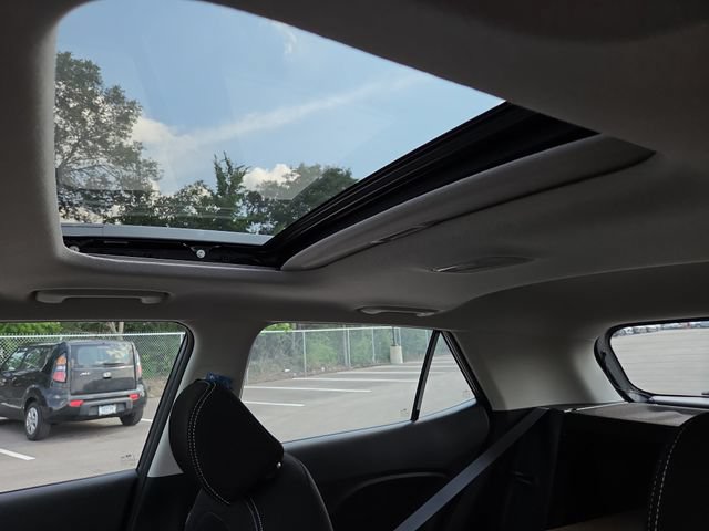 New 2026 Hyundai Venue SEL FWD image 27