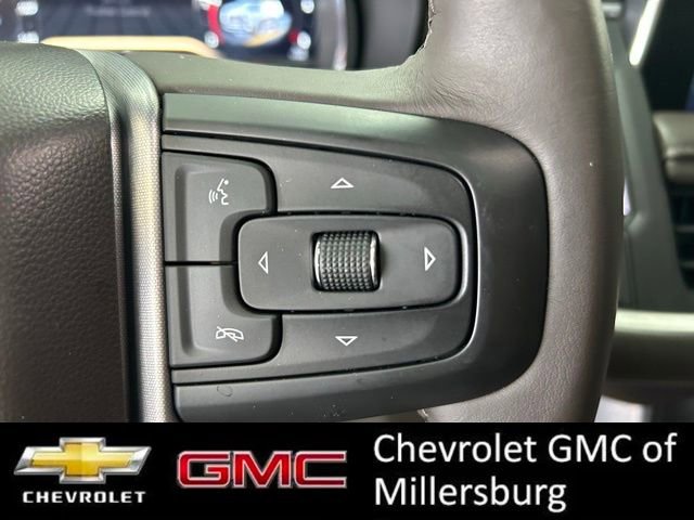 Used 2022 GMC Yukon XL SLT w/ SLT Premium Package image 22