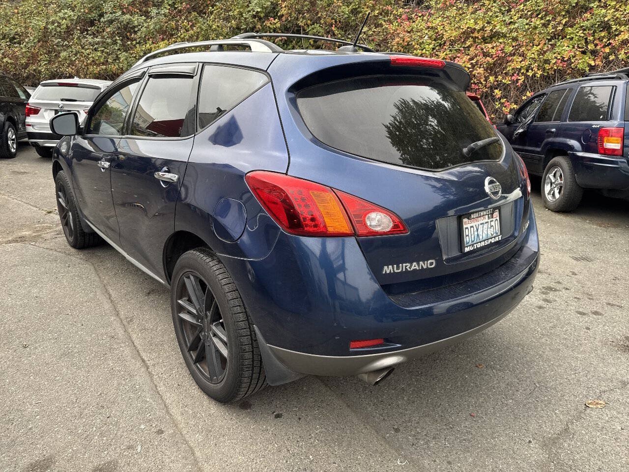 Used 2010 Nissan Murano LE AWD/4WD image 2