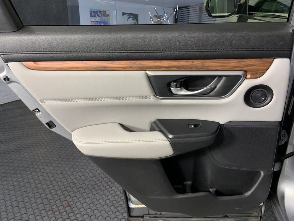 Used 2022 Honda CR-V EX-L image 17