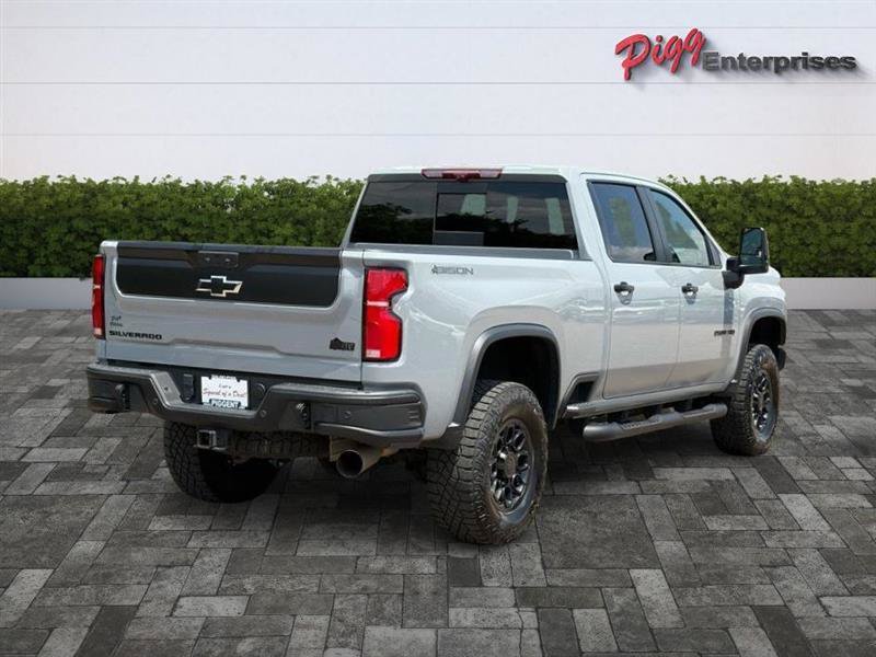 Used 2024 Chevrolet Silverado 2500 ZR2 w/ ZR2 Bison Edition AWD/4WD image 9