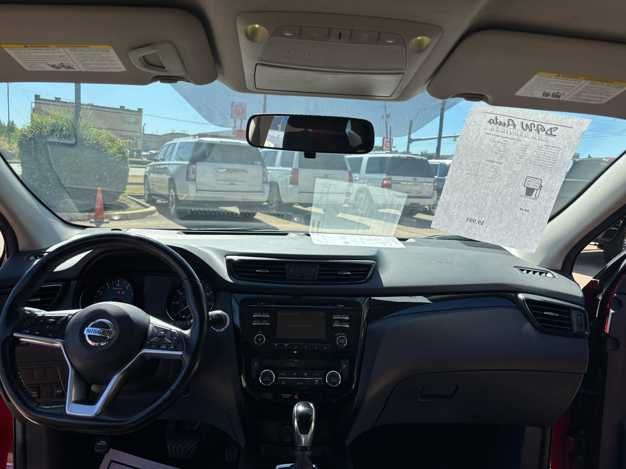 Used 2017 Nissan Rogue Sport SV w/ SV All-Weather Package image 28