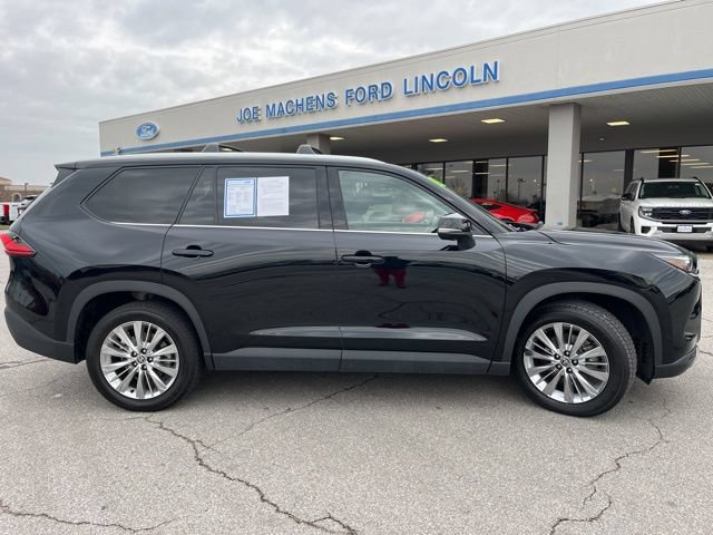 Used 2024 Toyota Grand Highlander AWD image 8