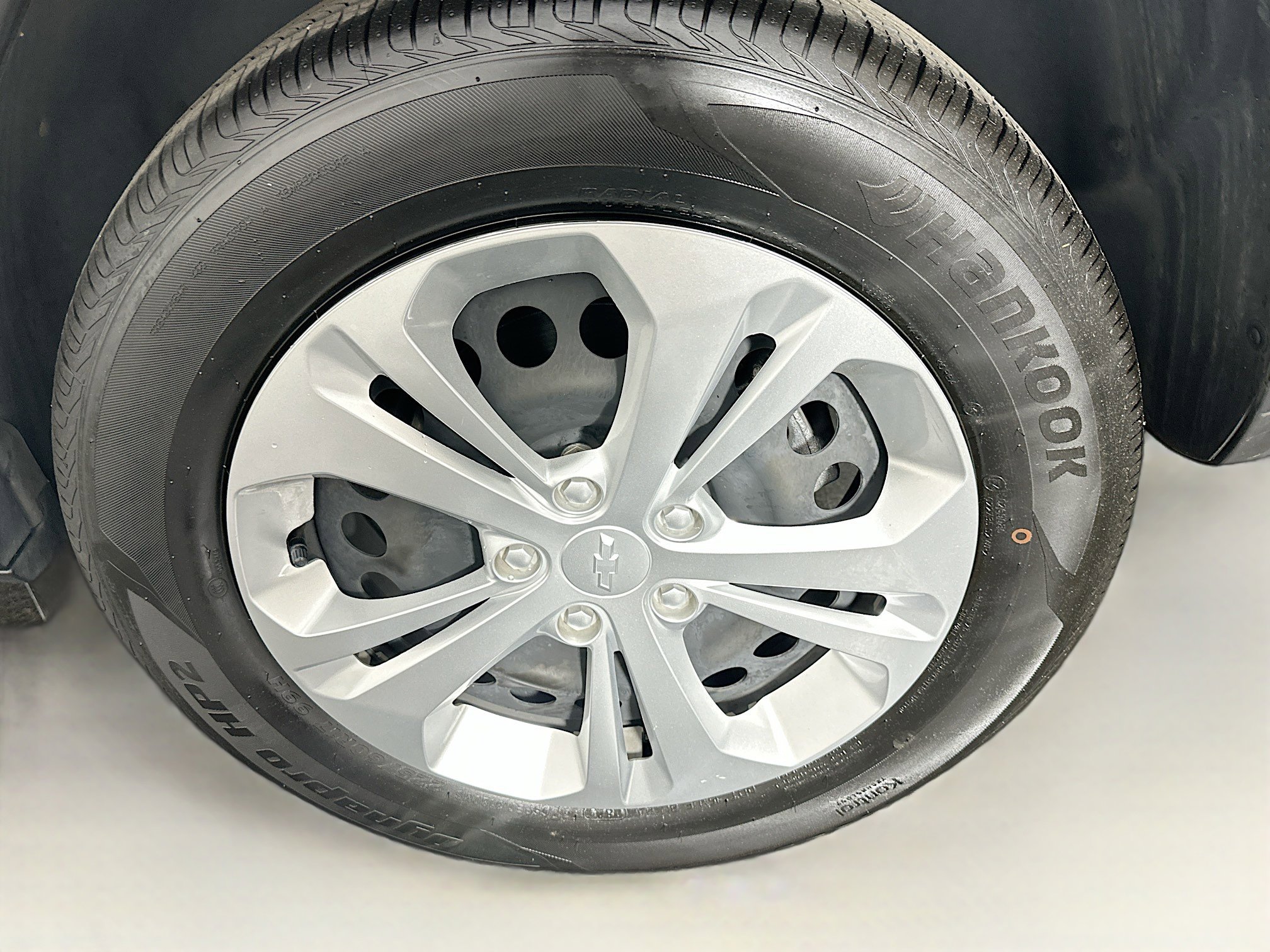 Used 2024 Chevrolet Trax LS w/ Driver Confidence Package FWD image 11