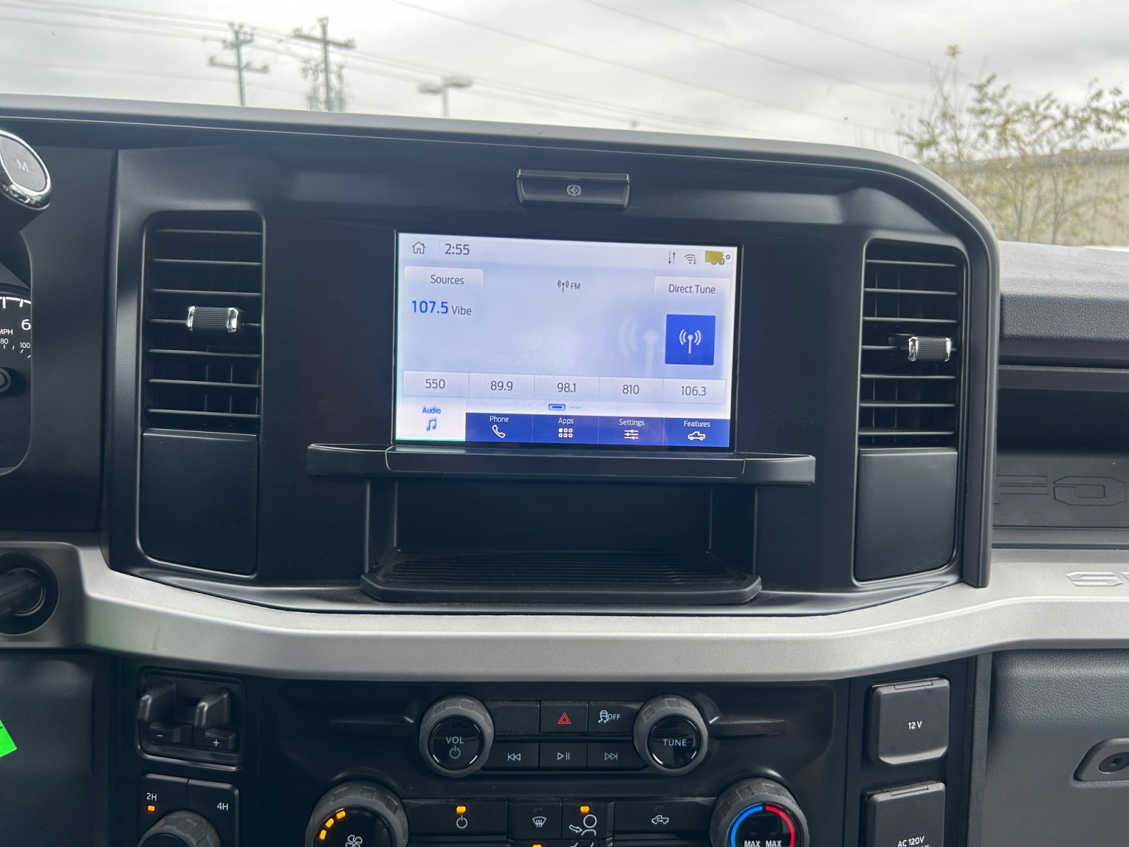 New 2026 Ford F550 4x4 Crew Cab image 12